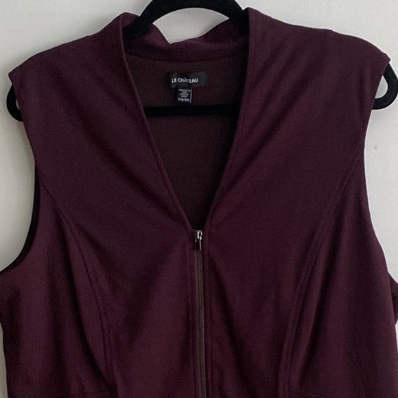 LE CHATEAU Aubergine (purple/ burgundy) Stretchy Zip Up Vest Top!!! Top Quality! - Picture 2 of 5